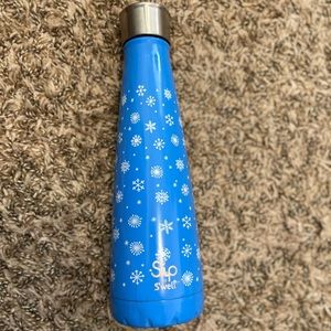 Insulated Water Bottle - Sip by Swell